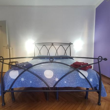 Via Zeffiro Apartment Sanremo Eksteriør bilde